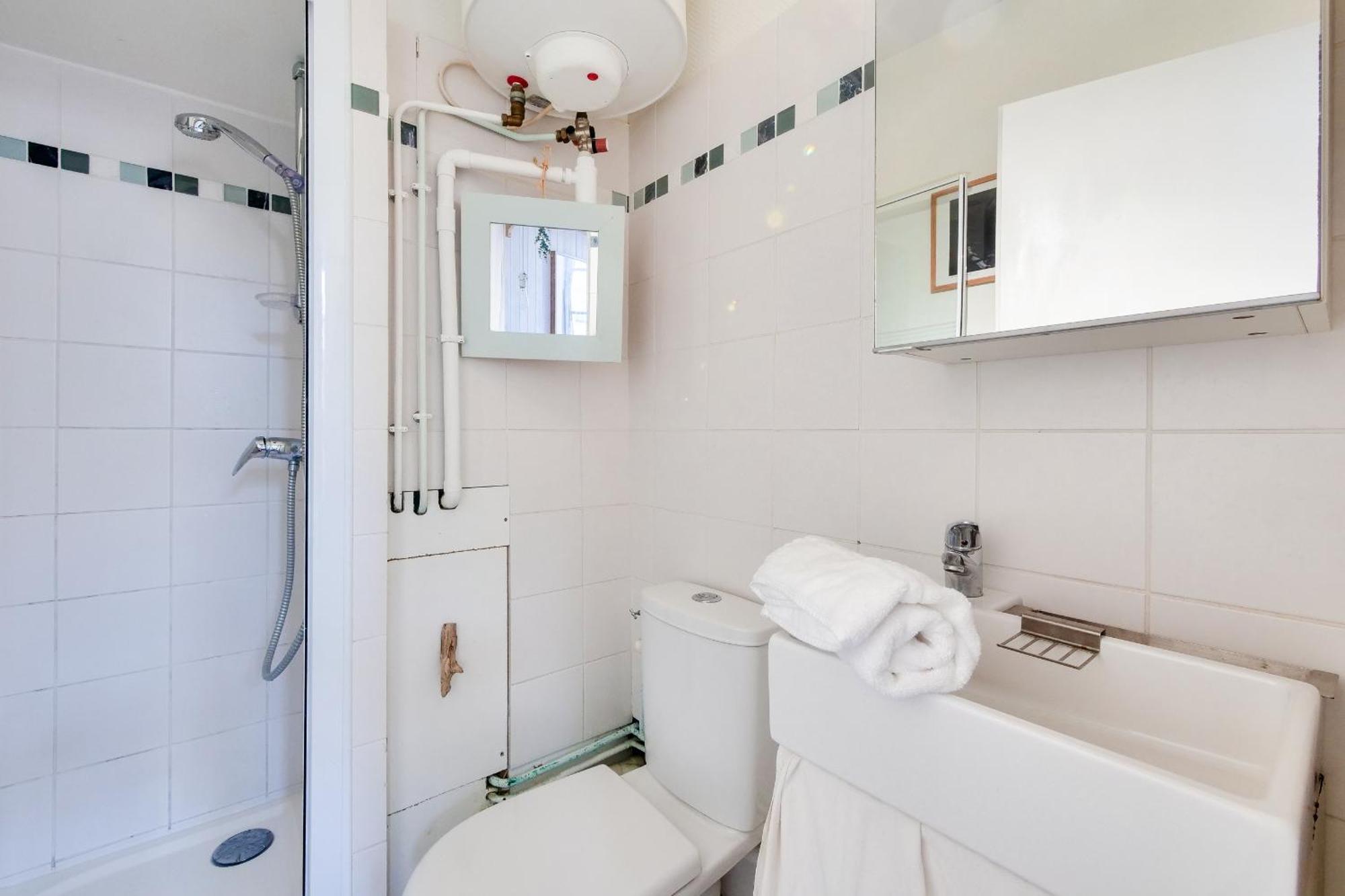 La Suite 24 - Studio Avec Terrasse A 100M Du Port De Saint-Martin-De-Re ภายนอก รูปภาพ