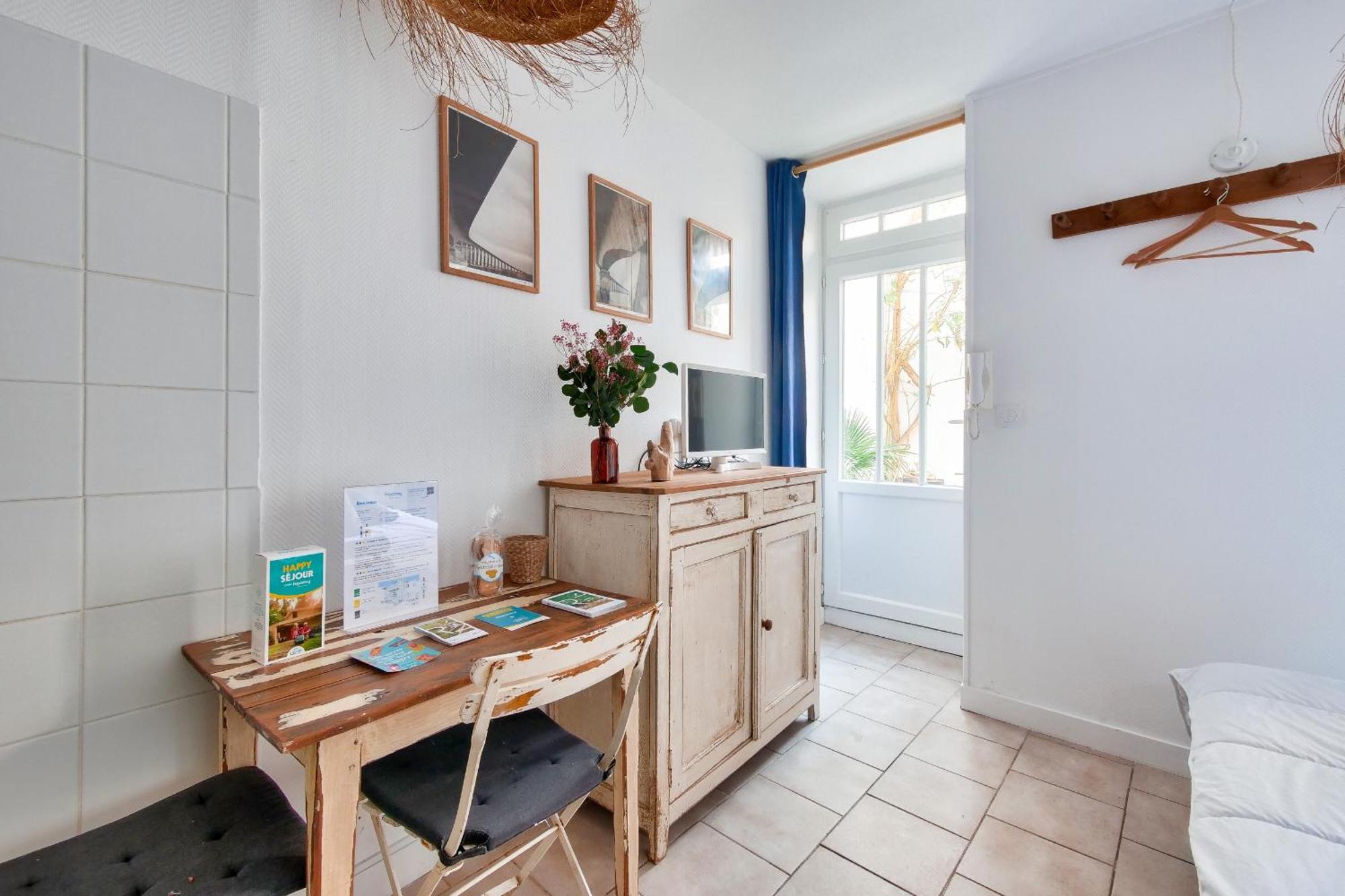 La Suite 24 - Studio Avec Terrasse A 100M Du Port De Saint-Martin-De-Re ภายนอก รูปภาพ